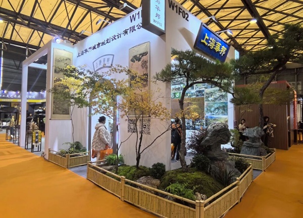 展會搭建合同屬于建設工程合同嗎？